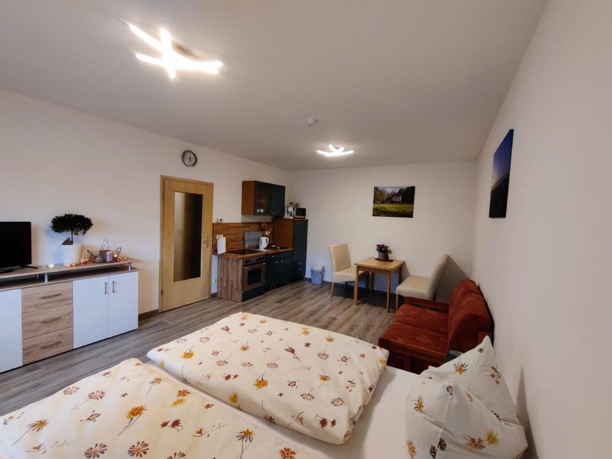 Ferienwohnung Brunow "In Der Natur Zuhause" Neundorf  エクステリア 写真